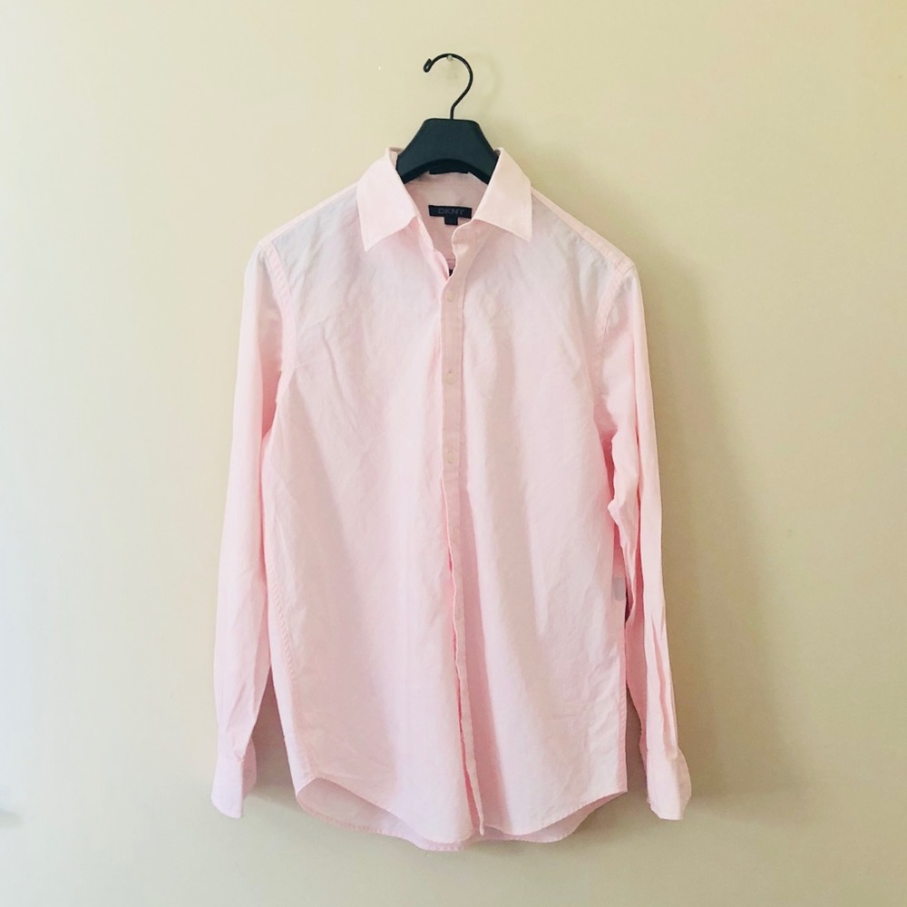 D K N Y |  BUTTON DOWN
